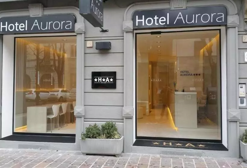 هتل Aurora