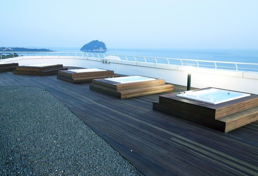 Hotel Bridge Seogwipo