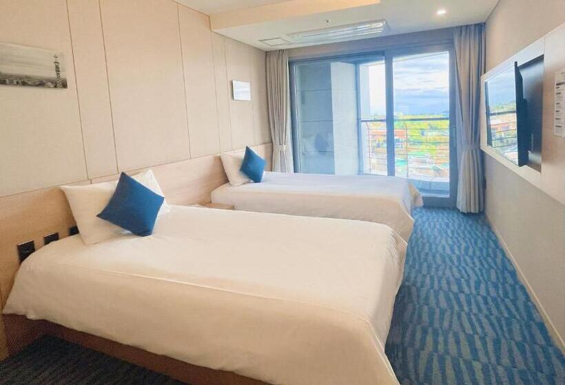 Hotel Bridge Seogwipo