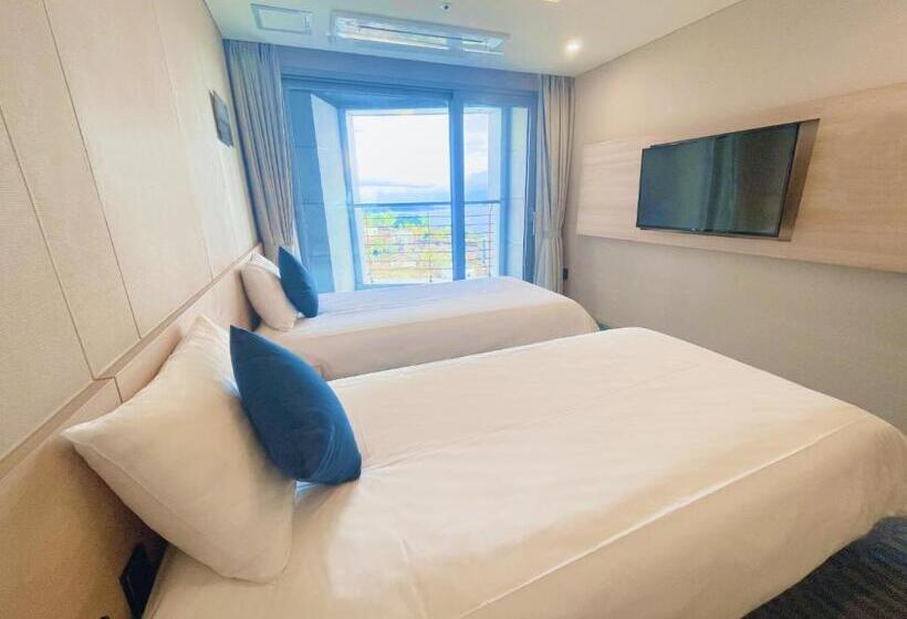 Hotel Bridge Seogwipo