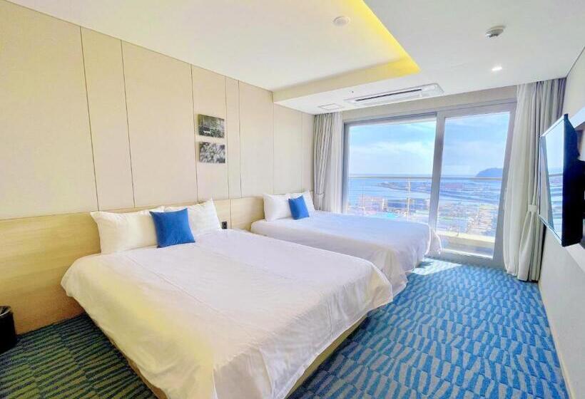 Hotel Bridge Seogwipo