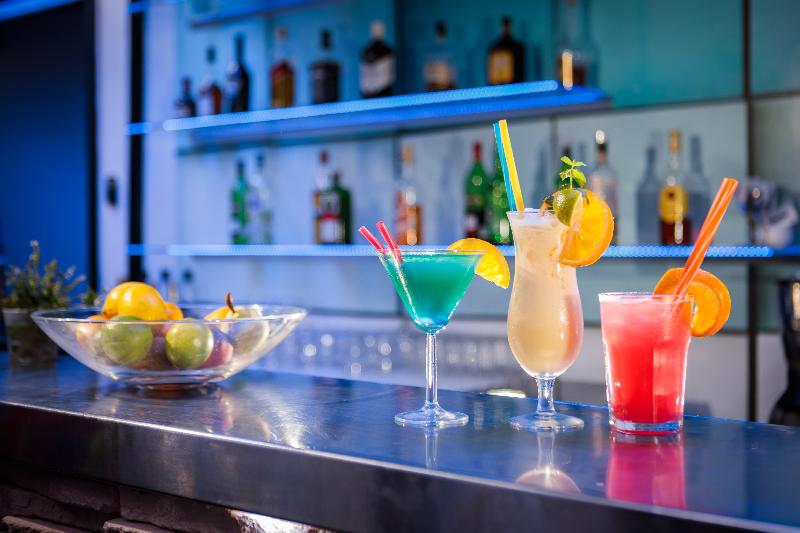 Hotel Fontana Bayside Park