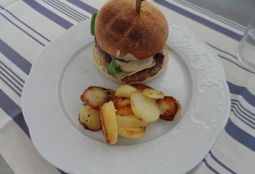 Отель Hôtel Et Restaurant Traditionnel L  Escalandes