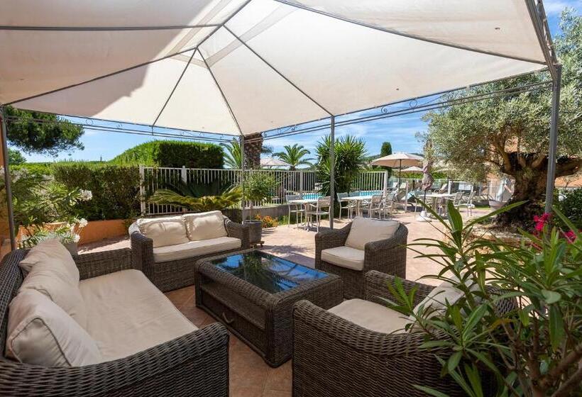 בית מלון כפרי Hôtel Les Lentisques