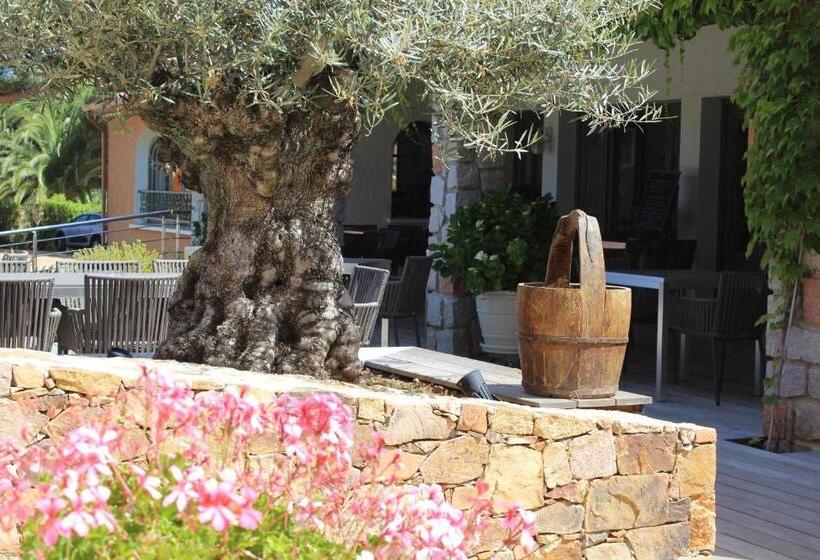 בית מלון כפרי Hôtel Les Lentisques