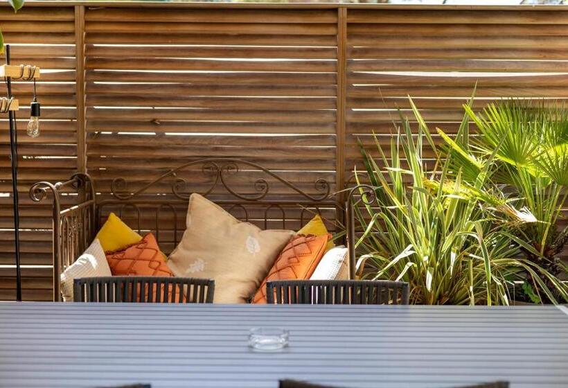 בית מלון כפרי Hôtel Les Lentisques