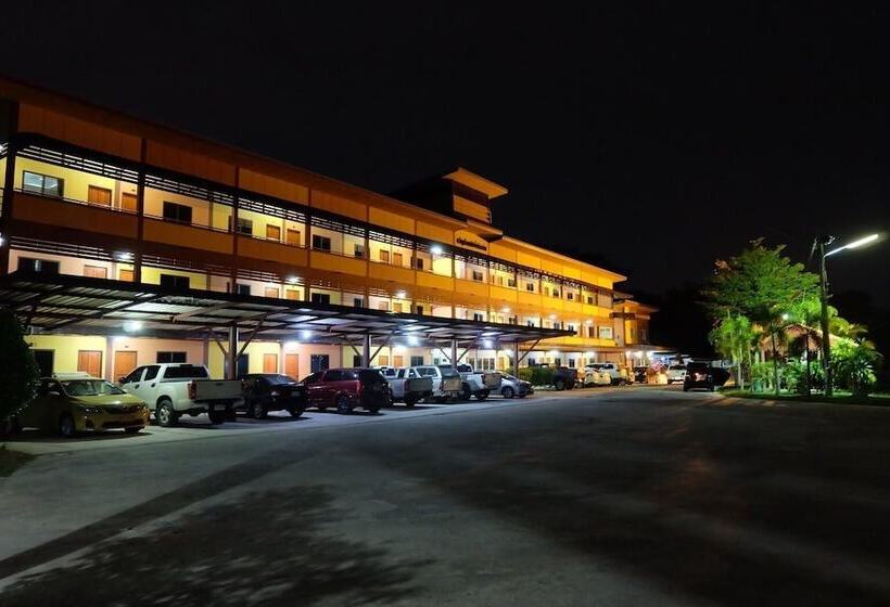 Hotel Khwanruen Fishing Resort