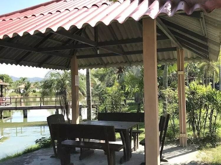 هتل Khwanruen Fishing Resort
