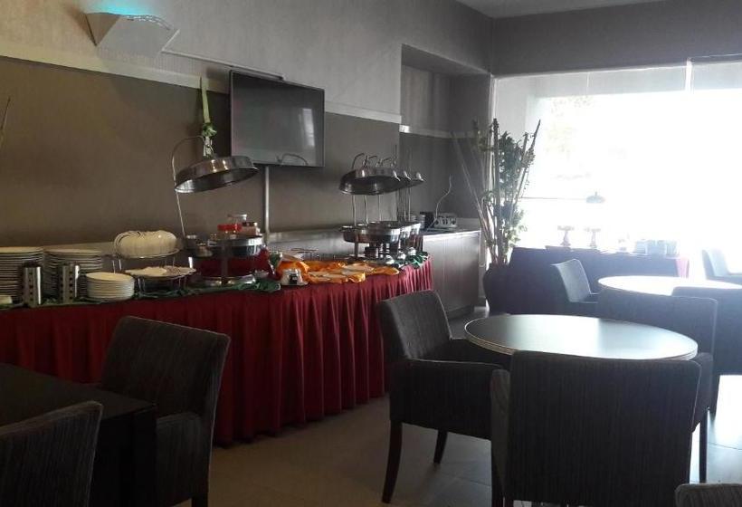 בית מלון כפרי Kosma Business