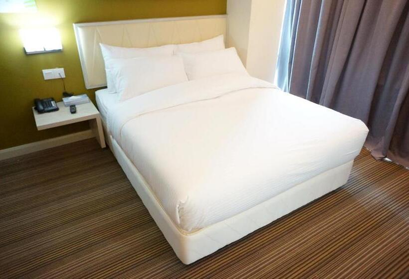 בית מלון כפרי Kosma Business