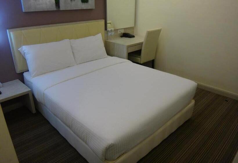 בית מלון כפרי Kosma Business