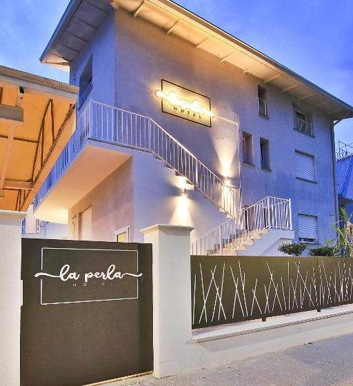 ホテル La Perla