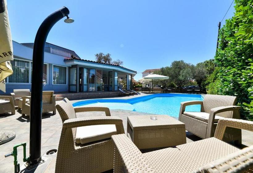 בית מלון כפרי Levant