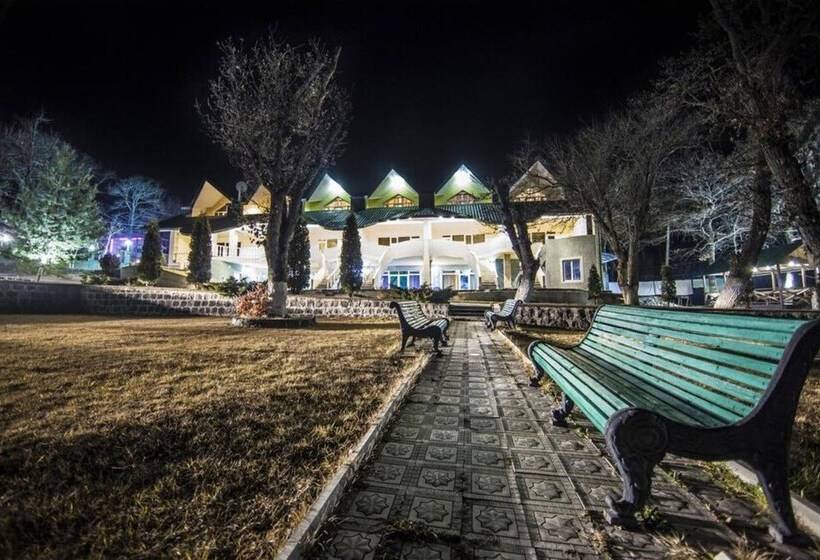 Artsvik Hotel Tsaghkadzor