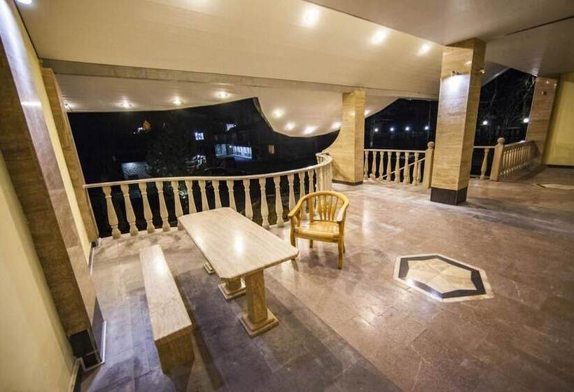 Artsvik Hotel Tsaghkadzor