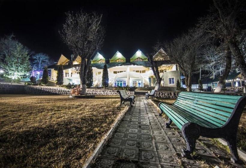 Artsvik Hotel Tsaghkadzor