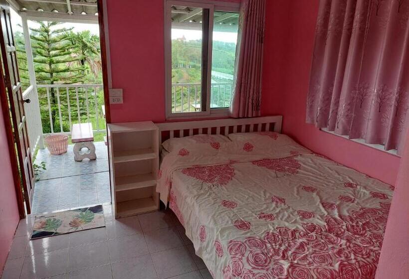 تختخواب و صبحانه Lovely Farm