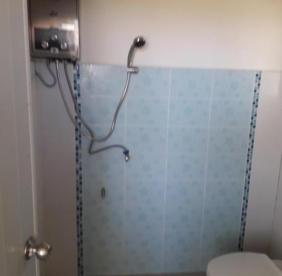 تختخواب و صبحانه Lovely Farm