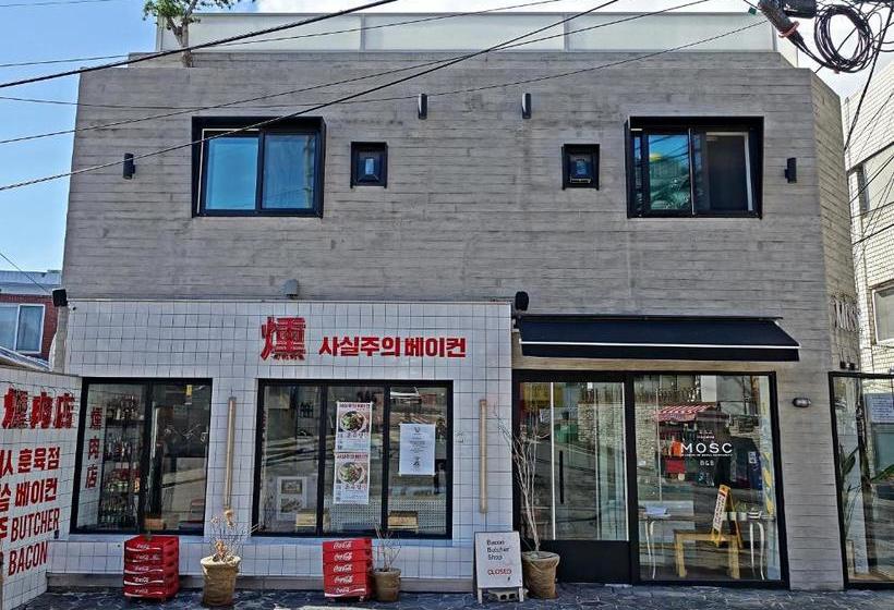 Bed and Breakfast Mosc Guesthouse