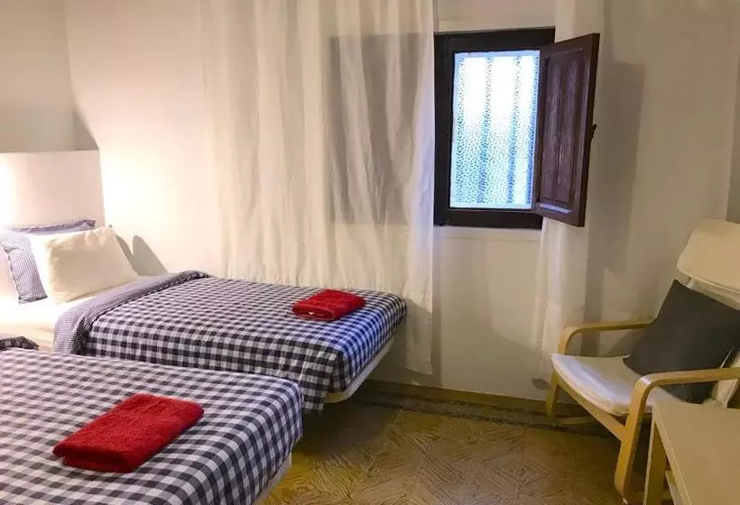 Canary Sun Hostel