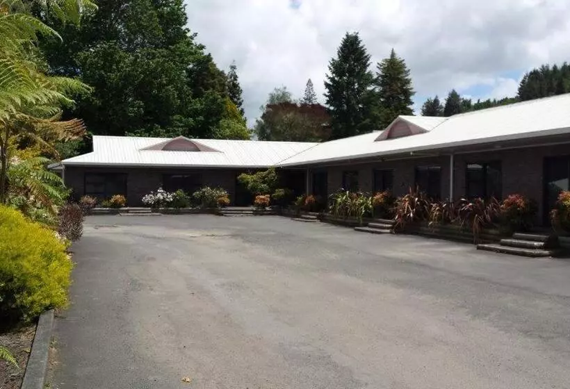 Hotelli Central Park Motor Inn