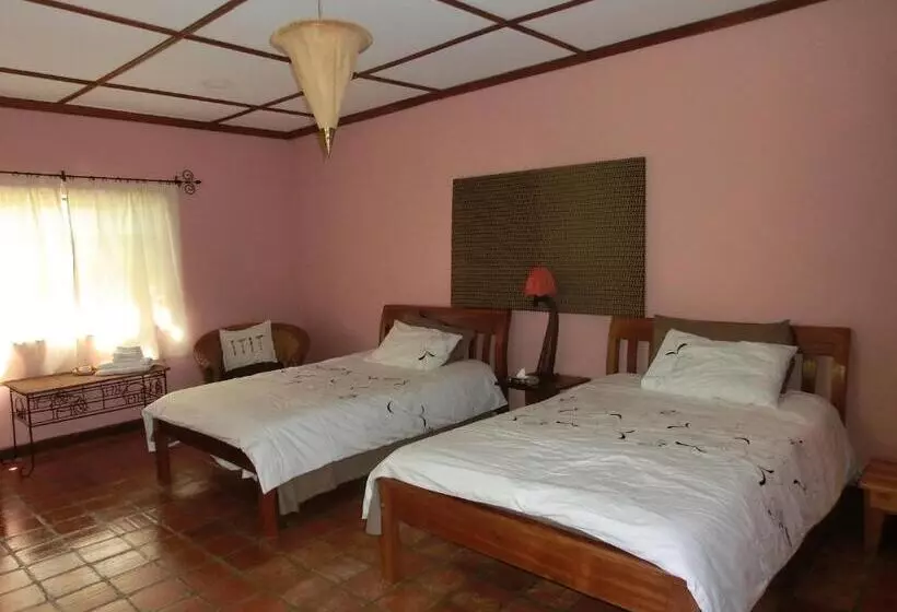 هتل Mwanzo Lodge