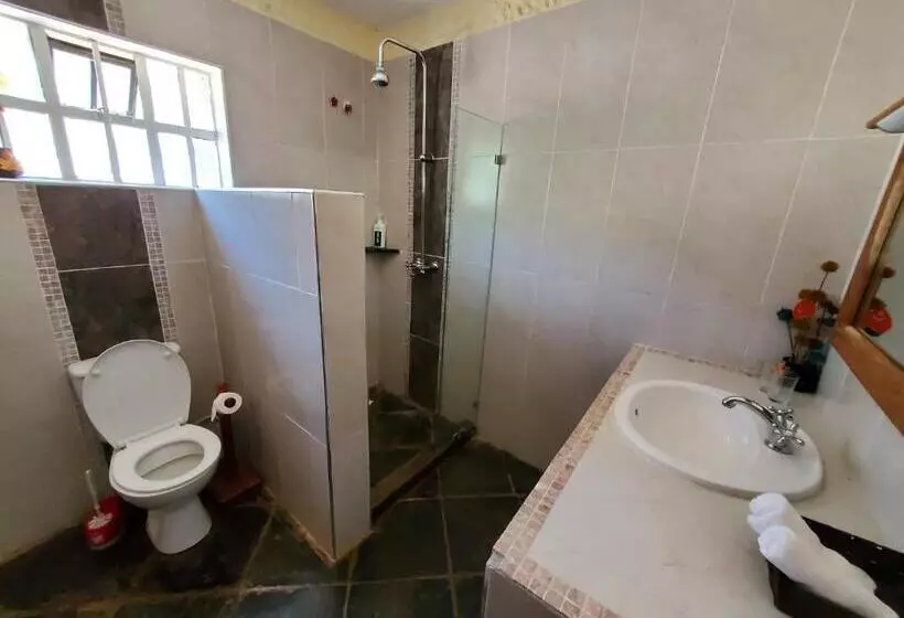هتل Mwanzo Lodge