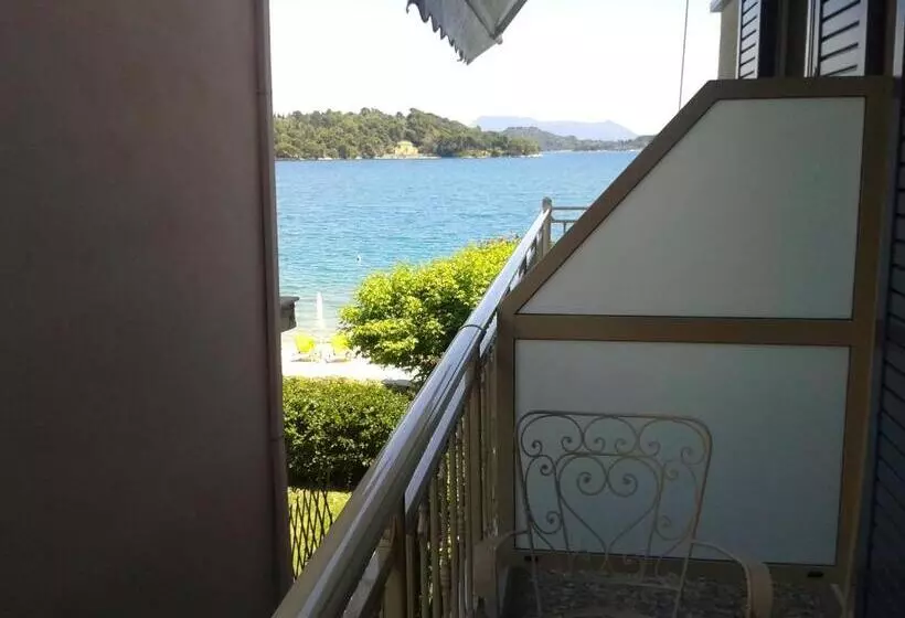 Hôtel Nydri Beach