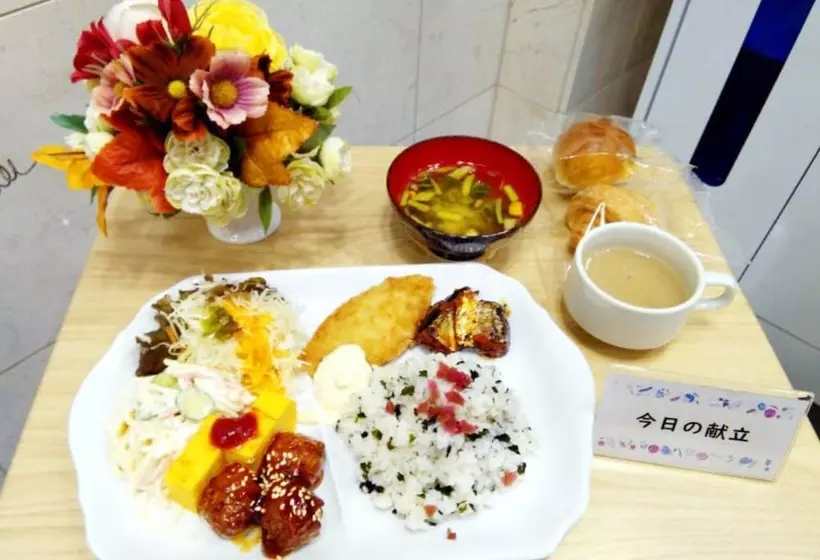 Hotelli Toyoko Inn Shintakaokaeki Shinkansen Minamiguchi