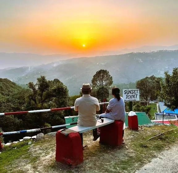 استراحتگاه Windsor Cottages