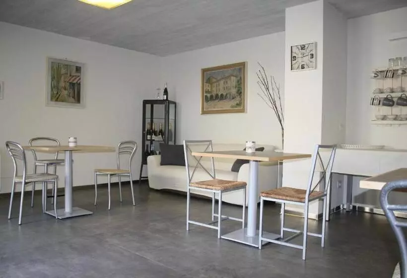 Aamiaismajoitus (B&B) Cascina San Martino