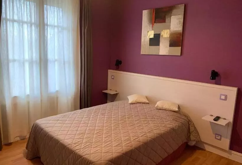 Hotelli Au Vieux Puits