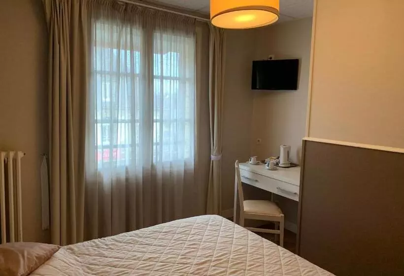 Hotelli Au Vieux Puits