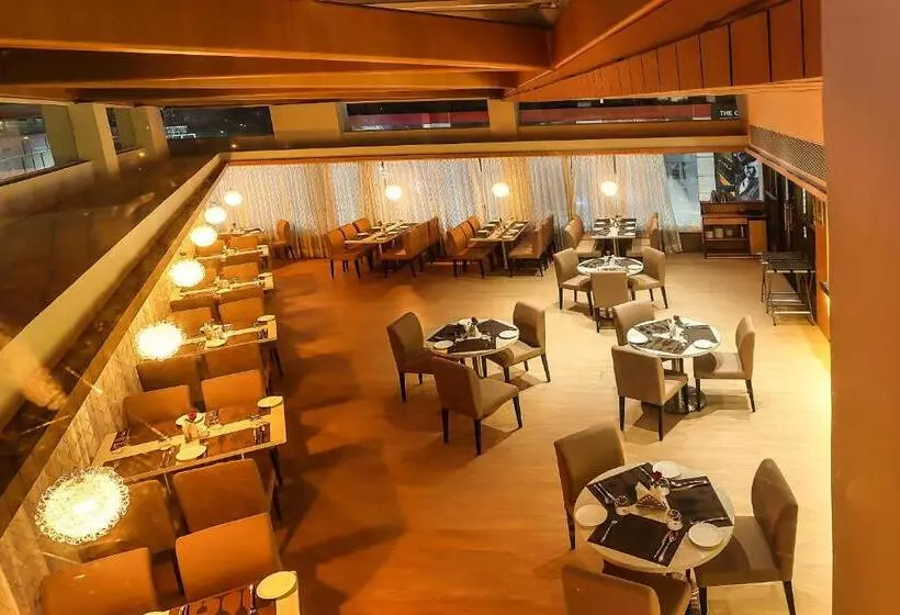 Hotelli Delta Suites