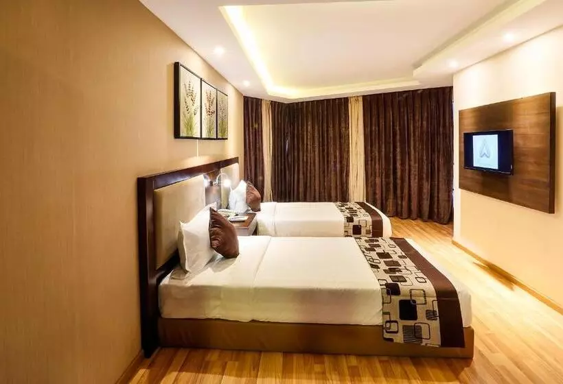 Hotelli Delta Suites