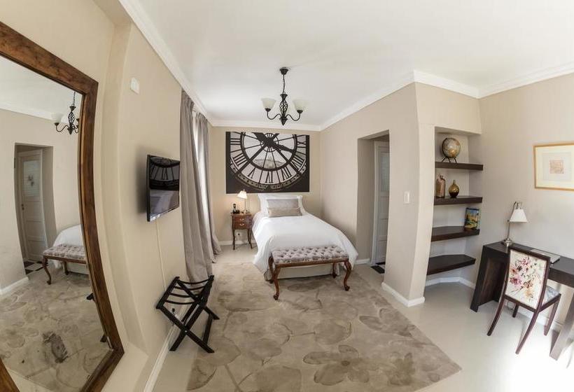 هتل Grand Petit Casa