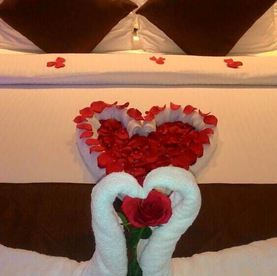 Hôtel The Central Residency