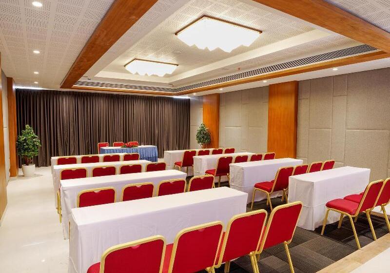 Hôtel The Central Residency