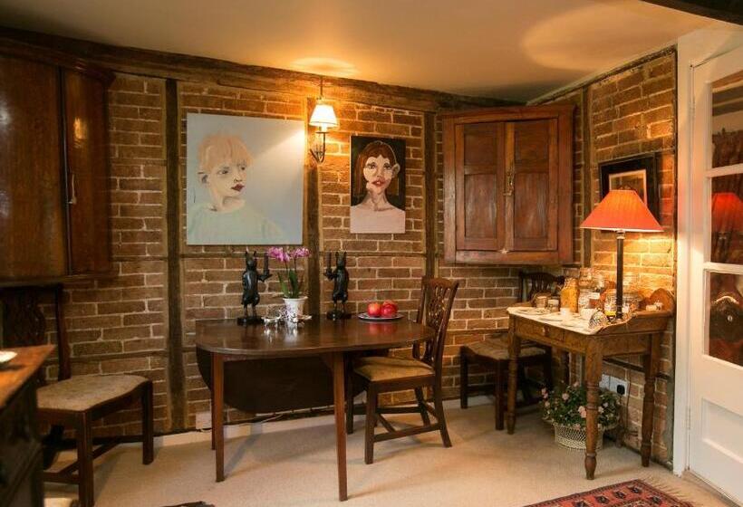 Tudor Cottage B&b Frampton