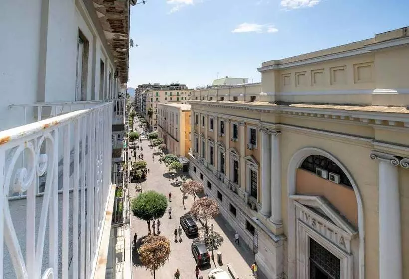 تختخواب و صبحانه Residenza Eleonora