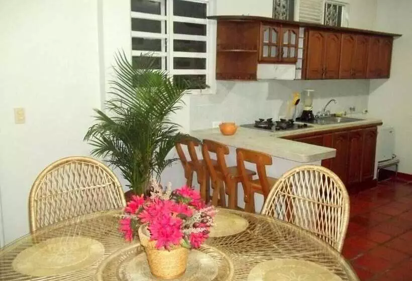 ホテル Cabañas Las Bifloras