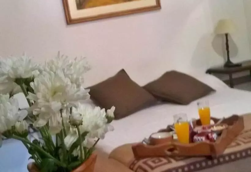 ホテル Hostal Tierra De Vinos