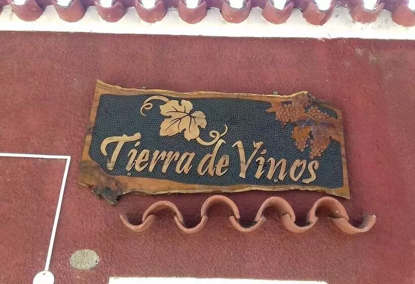 ホテル Hostal Tierra De Vinos