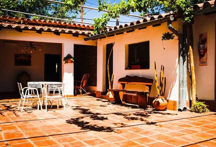 ホテル Hostal Tierra De Vinos