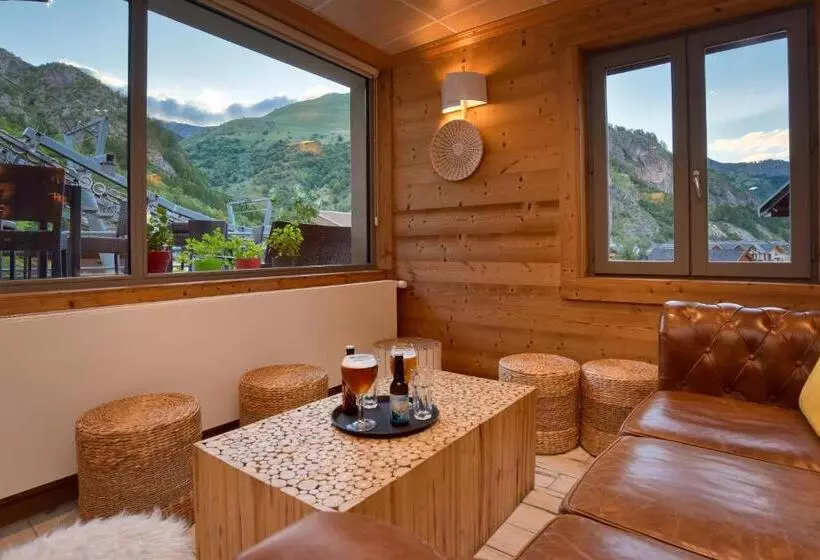 هتل Hôtel Les Essarts, Ussim Vacances
