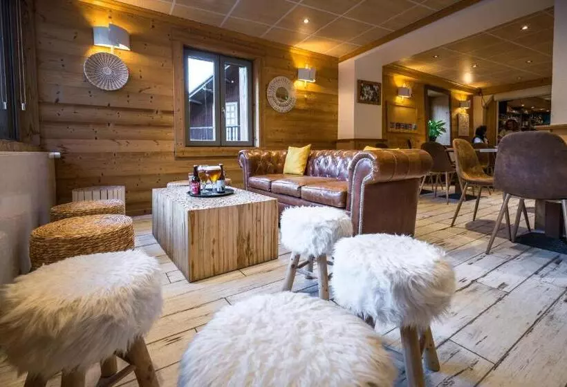 هتل Hôtel Les Essarts, Ussim Vacances