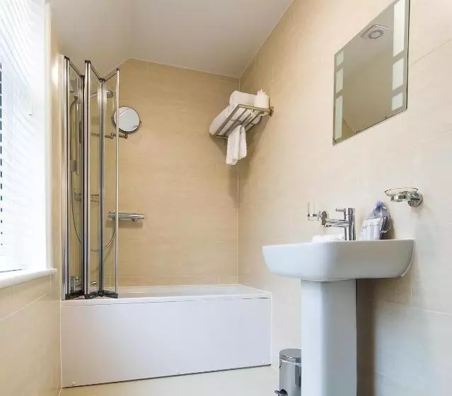 Hotelli The Maple Manor