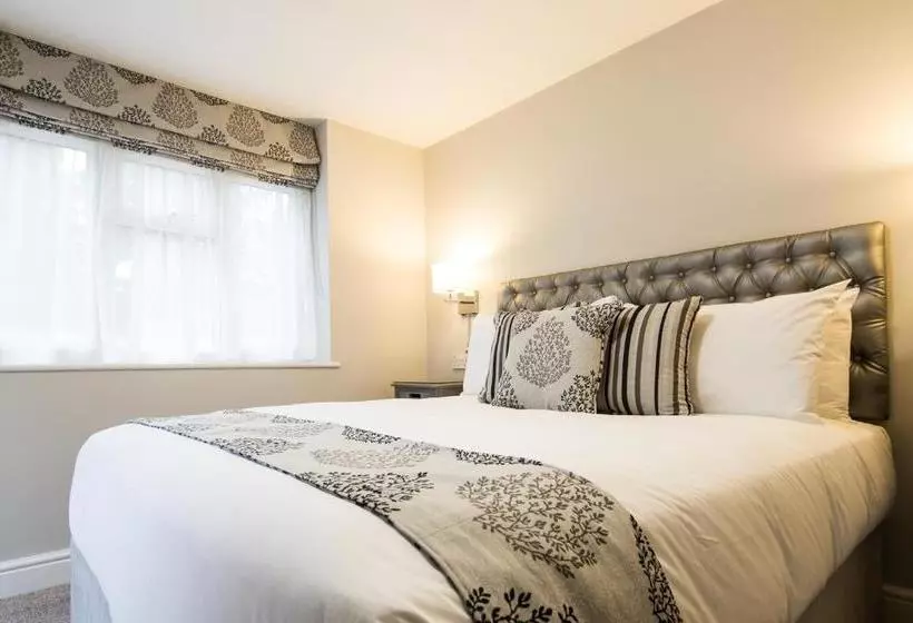 Hotelli The Maple Manor