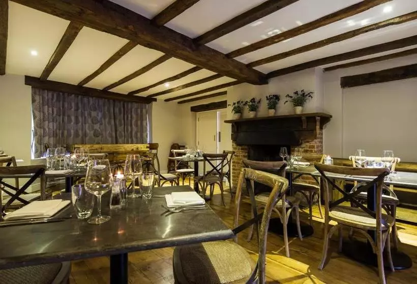 Hotelli The Maple Manor