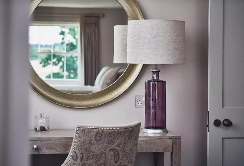 Hotelli Marquis Suffolk